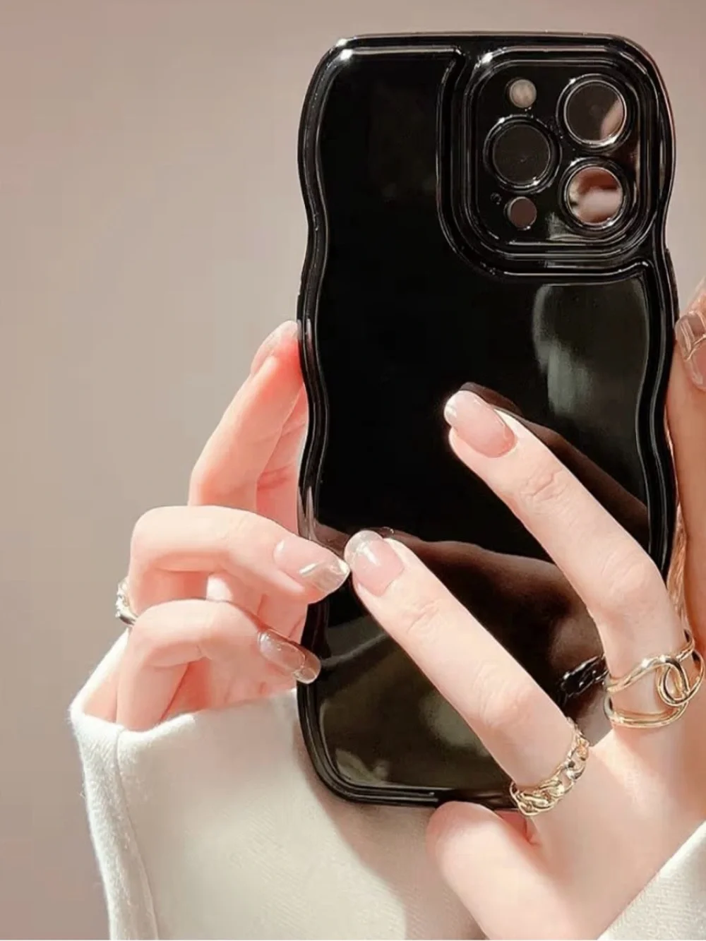 NEW Black Wavy Silicone Phone Case - iPhone 14 Pro
